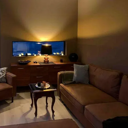 Vakantiehuis Modern With Sea Views On Bjorkoya *