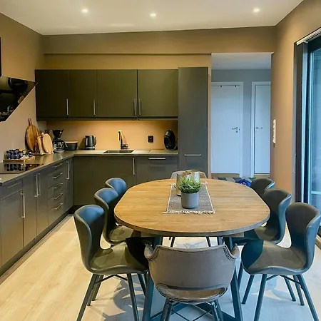 Vakantiehuis Modern With Sea Views On Bjorkoya *
